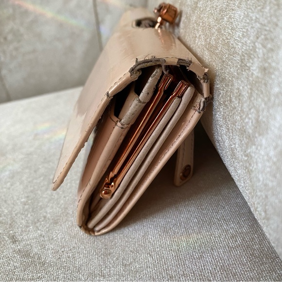 TED BAKER Checkbook Wallet with Box & Receipt - Picture 7 of 13